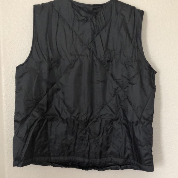 Socialite Mae Puffer Vest - Picture 4 of 5